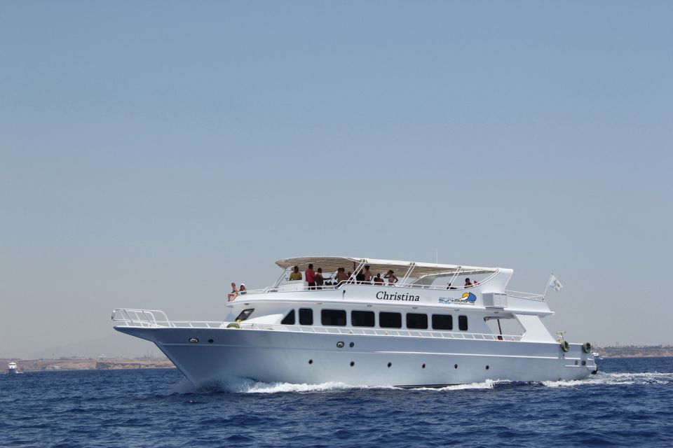 Dahab: Luxury Snorkeling Cruise With Buffet Lunch - Buffet Lunch Highlights