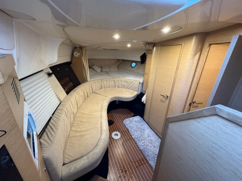 Daily Boat Excursion Gulf of Poets - Onboard Amenities