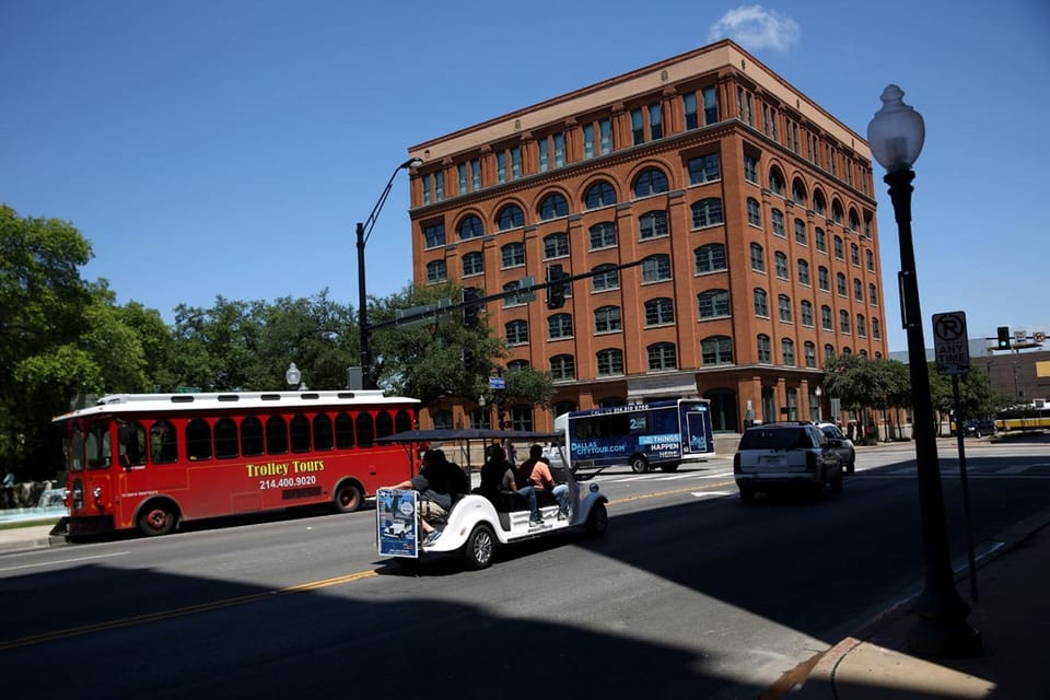 Dallas: Guided Sightseeing Tour in a Comfortable Vehicle - Dealey Plaza and JFK Assassination