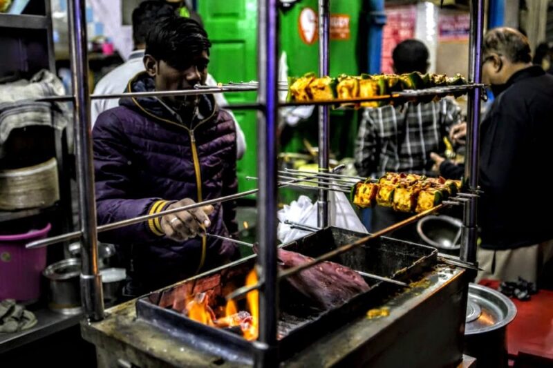 Delhi: 3-Hour Night Cycling Tour - Itinerary Details