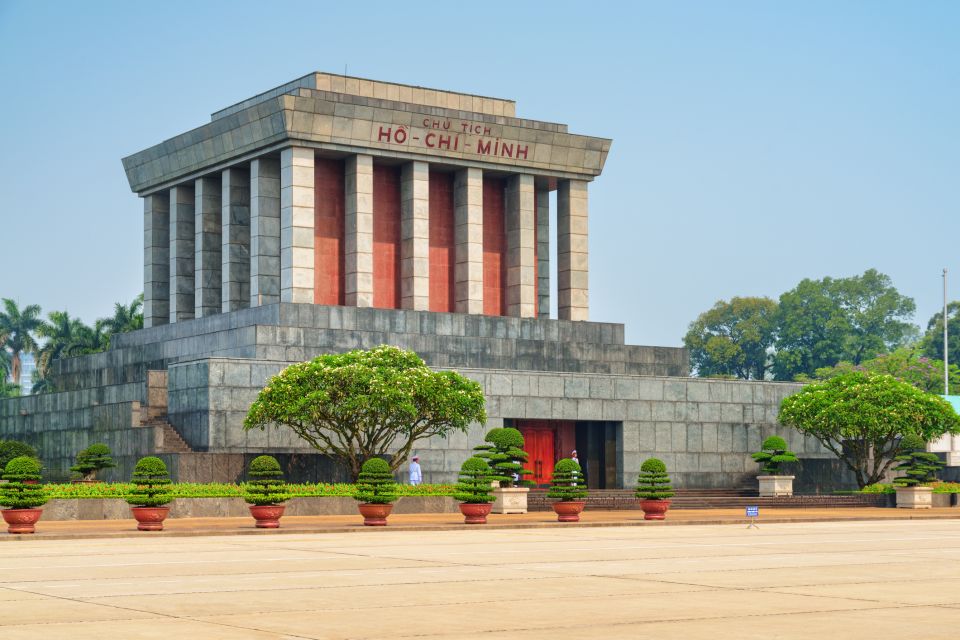 Discover Hanoi Train Street and Treasure on a Motorbike Tour - Experience Train Street