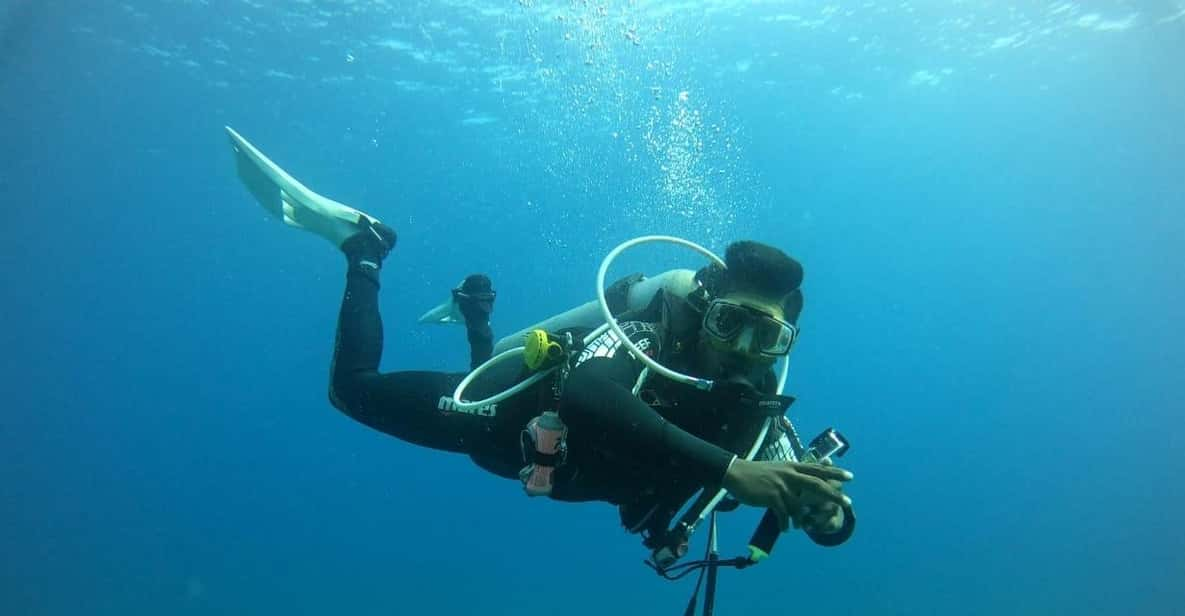 Discover Scuba Diving : Hikkaduwa : Scuba Diving - Safety and Training