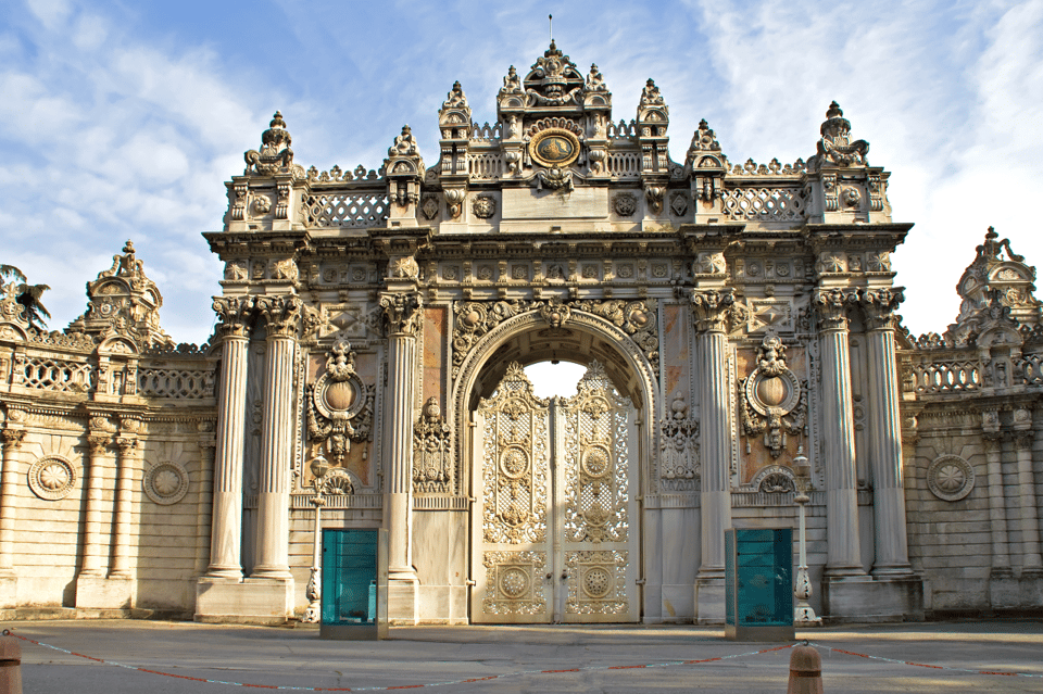 Dolmabahce Palace Skip the Ticket Line Entry & Audio Guide - Overview of Dolmabahce Palace