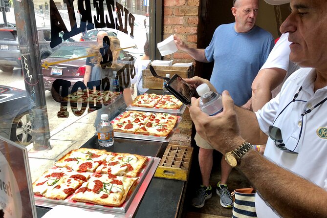 Downtown Chicago Walking Pizza Tour - Itinerary and Meeting Details