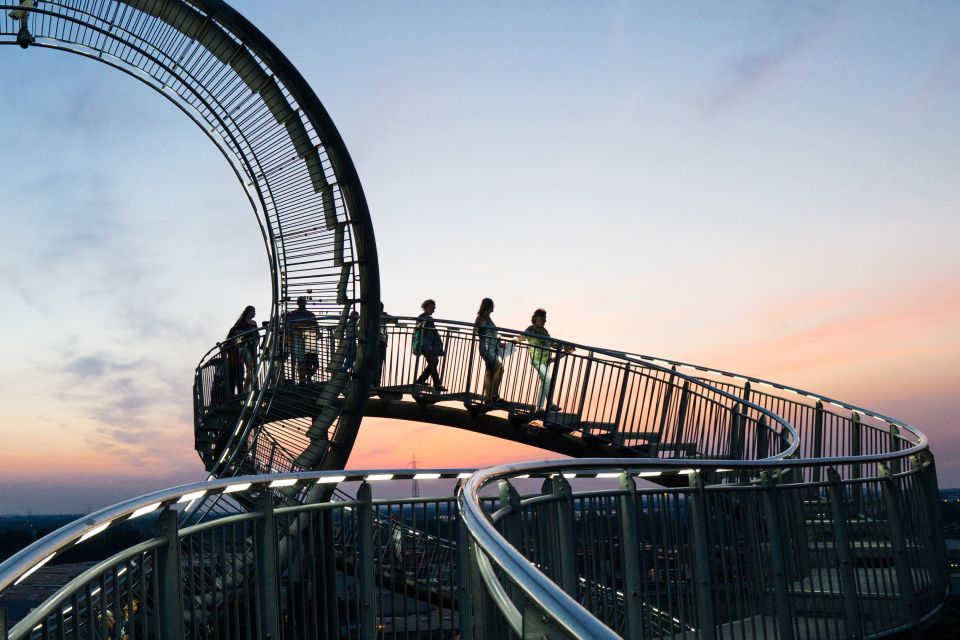 Duisburg: Guided Evening Tour at Tiger and Turtle - Highlights of the Experience