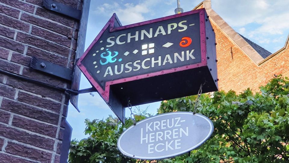 Düsseldorf: Old Town Pub Crawl Self-Guided Tour - Tour Features