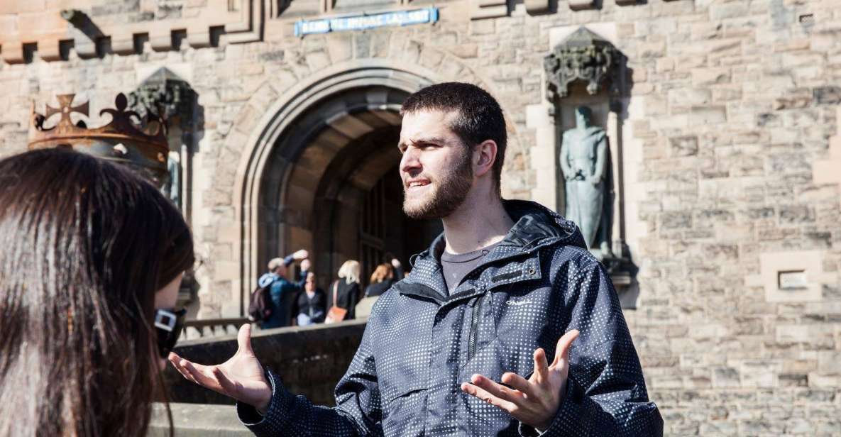 Edinburgh Castle: Guided Tour With Live Guide - Tour Highlights