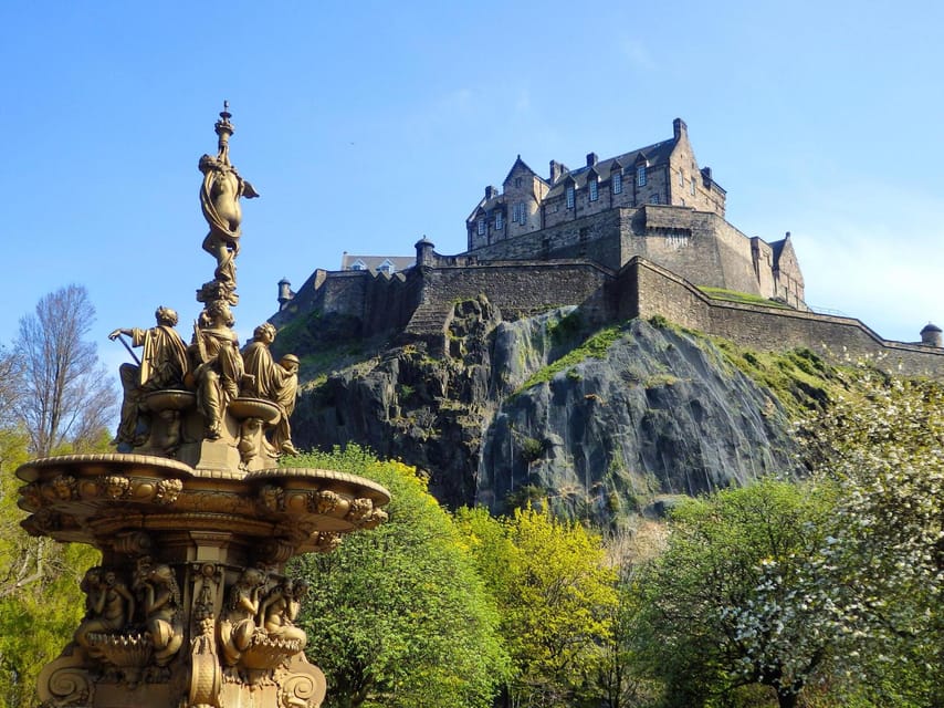 Edinburgh: Insta-Perfect Walk With a Local - Small Group Experience