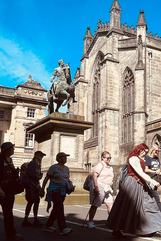 Edinburgh: Royal Mile Old Town Walking Tour - Historical Significance