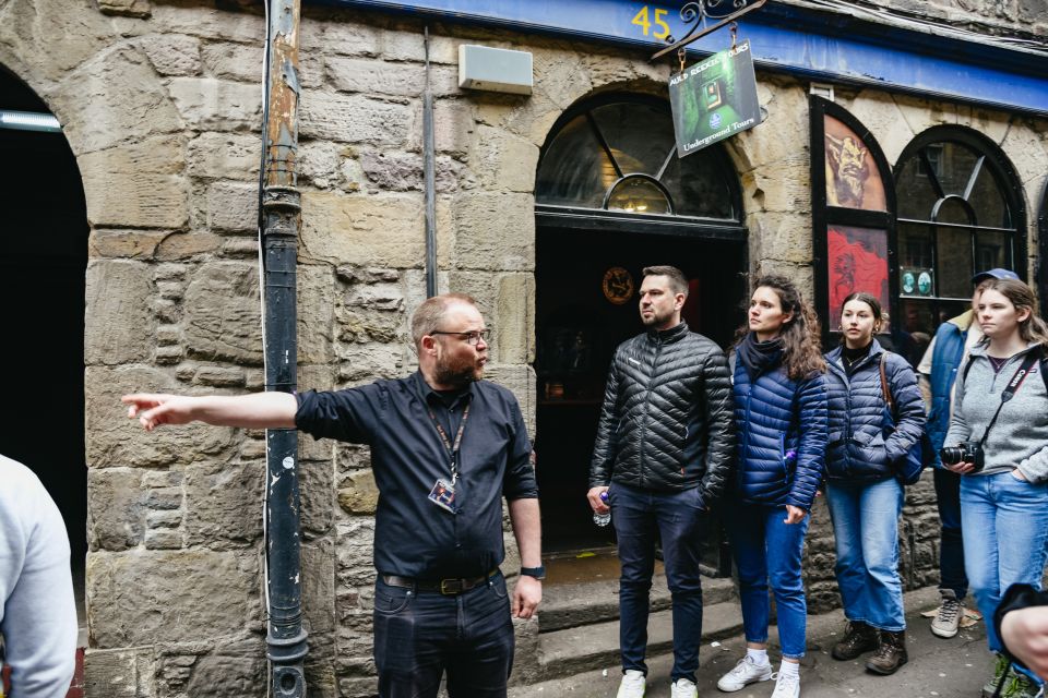 Edinburgh: Underground Vaults Tour - Meeting Point and Accessibility