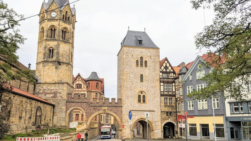 Eisenach: Historic Old Town Self-guided Walk - Tour Accessibility and Format