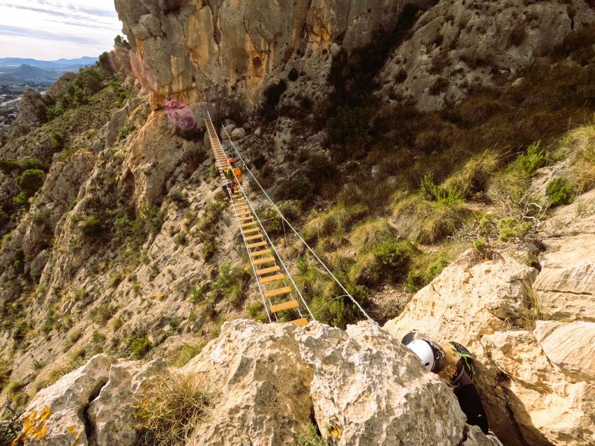 Elda: Bolón Ferrata, Record Zip Line. - Scenic Views and Landscapes