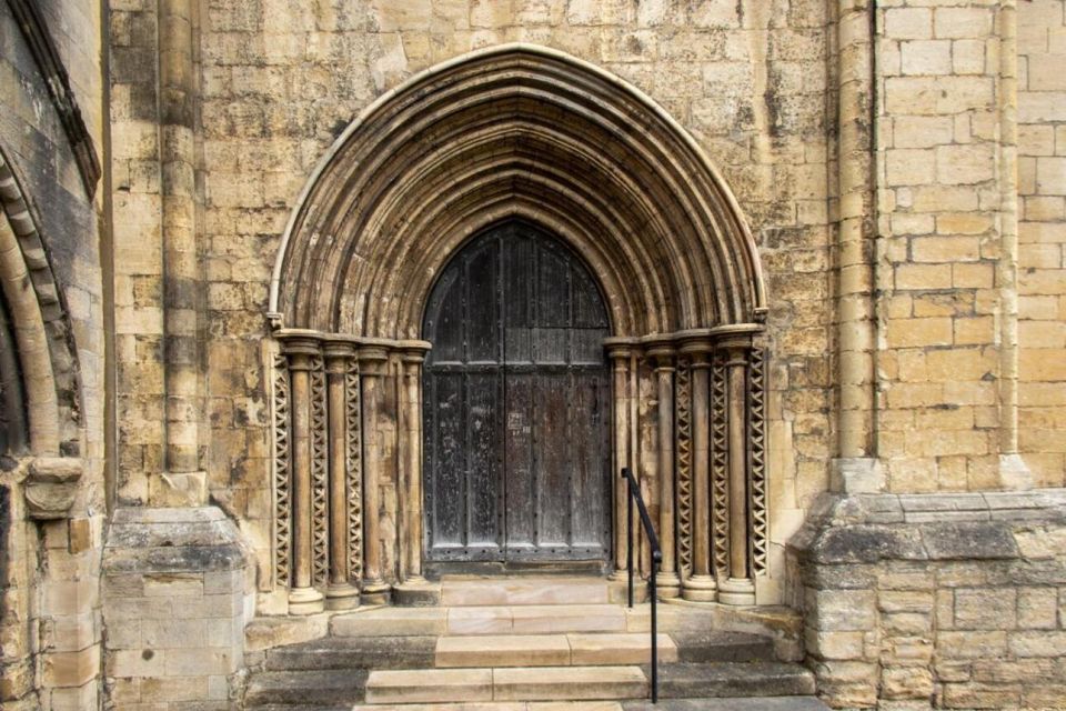 Enchanted St. Andrews: A Romantic Walk - Starting at St Andrews Cathedral