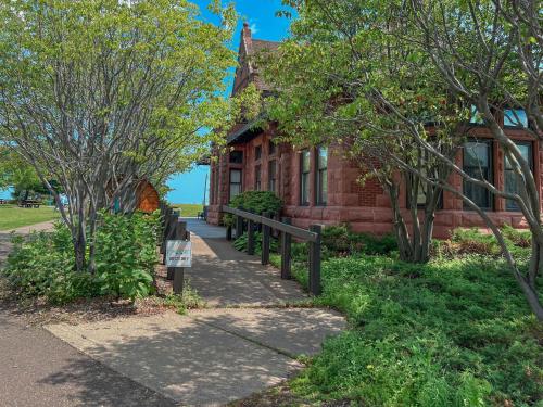Endion Inn - Accommodation Details