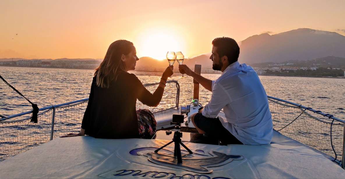 Estepona: Sunset Boat Trip & Cava & Tapas - Romantic Atmosphere for Couples