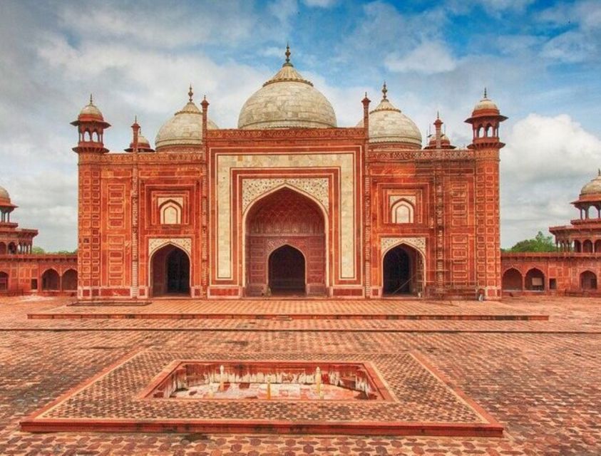 Experience Delhi City Tour With Tour Guide & Transport - Humayuns Tomb