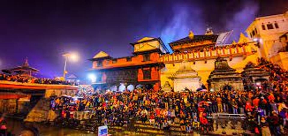 Experience the Sacred Aarati Ceremony at Pashupatinath - What to Expect During the Ceremony