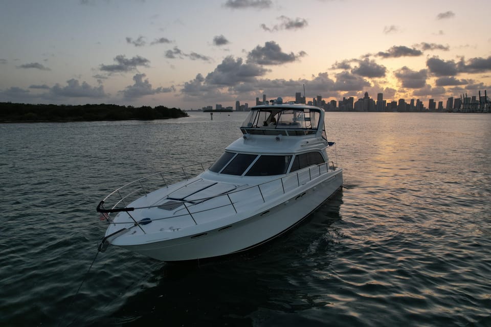 Experience the Ultimate Sunset Cruise on a 50FT Yacht! - Customization and Capacity