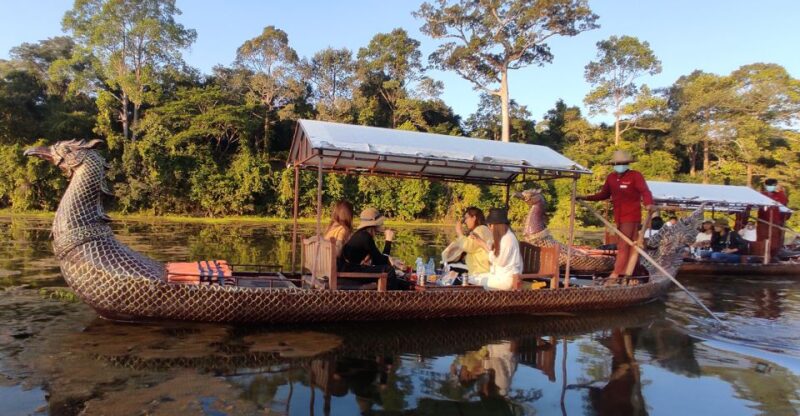 Explore The Beautiful Day View With Angkor Gondola Boat Ride - Transportation Details