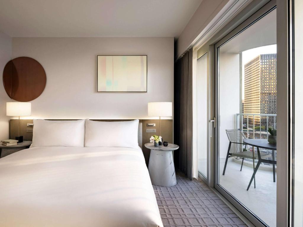 Fairmont Century Plaza Los Angeles - Facilities and Amenities