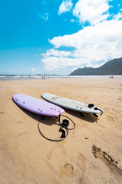 Famara : Surfing Lessons - Inclusions