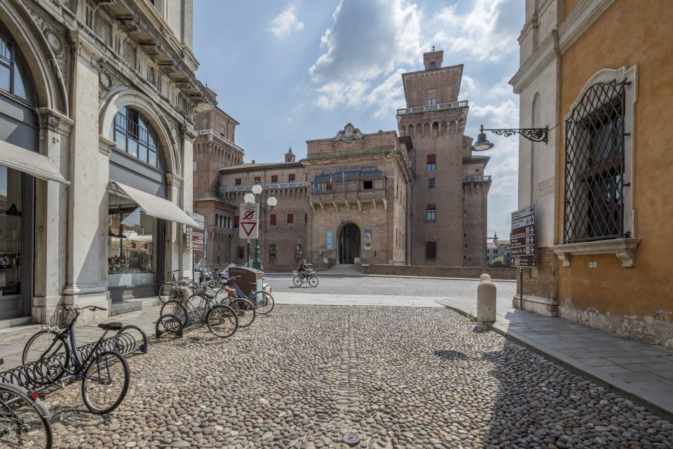 Ferrara: City Highlights Walking Tour With Local Guide - Detailed Itinerary Breakdown