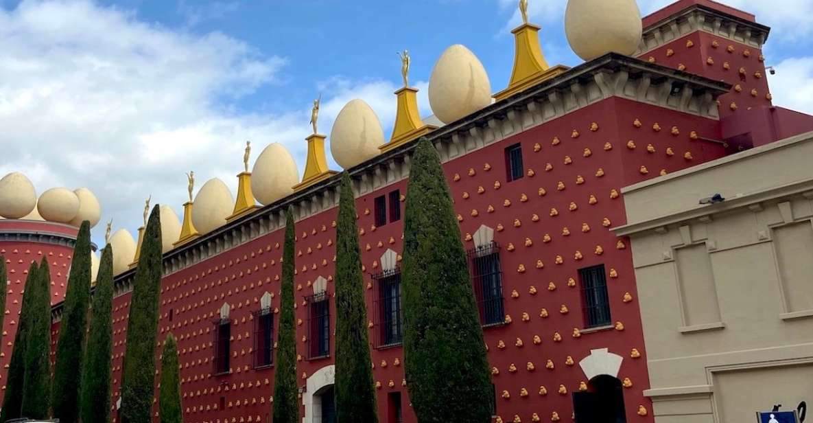 Figueres: Dalí Theater-Museum Guided Tour - Tour Experience