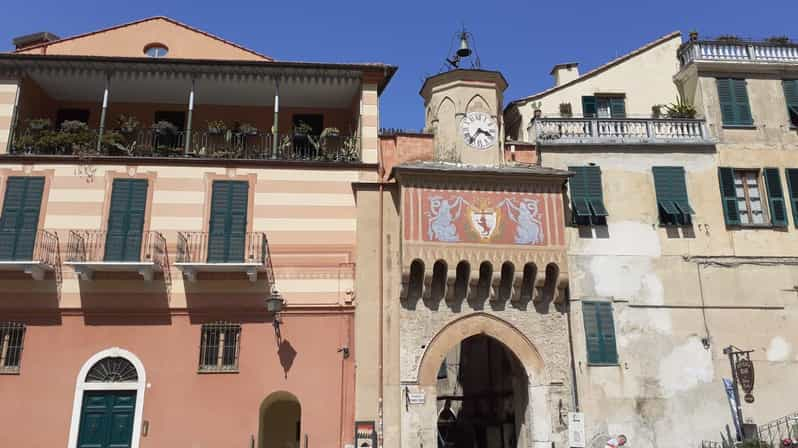 Finalborgo: Walking Tour With a Local Guide - Experience Highlights