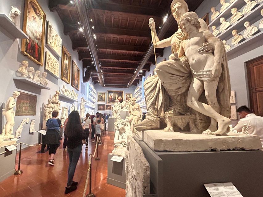 Florence: Accademia Gallery David Entry & Audio Guide App - Audio Guide App Features