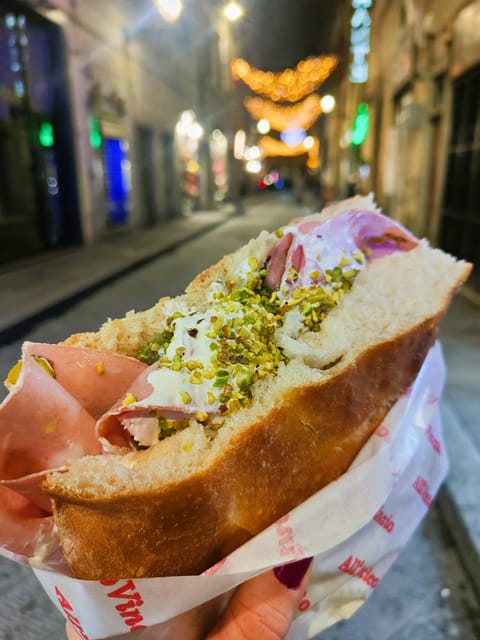 Florence Intime: Private Visit Contained & Italian Street Food - Tour Highlights