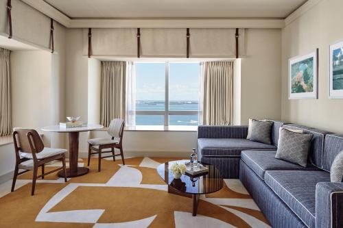 Four Seasons Hotel Miami - Dining Options