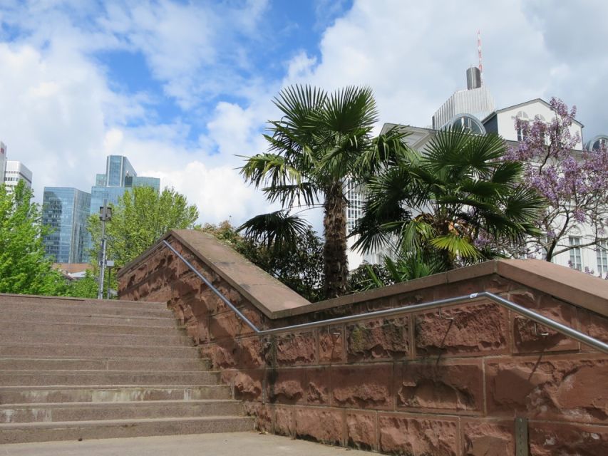 Frankfurt: Guided Walk Between Palm Trees and Skyline - Key Landmarks to Visit