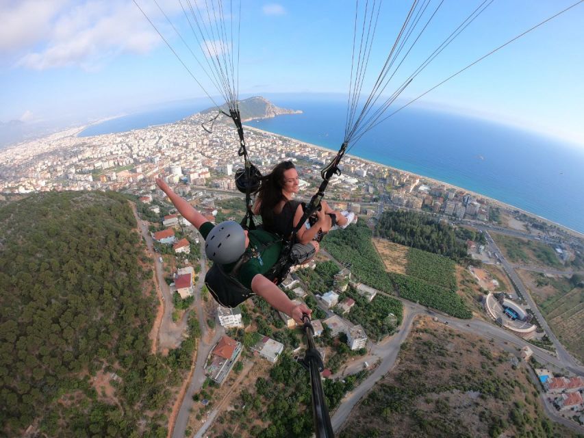 From Antalya/Side: Tandem Paragliding in Alanya - Safety and Equipment