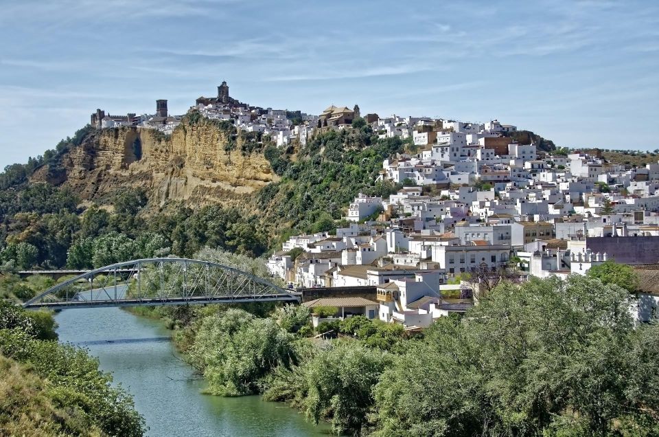 From Cadiz: Ronda & Arcos De La Frontera Private Day Trip - Guided Experience Details