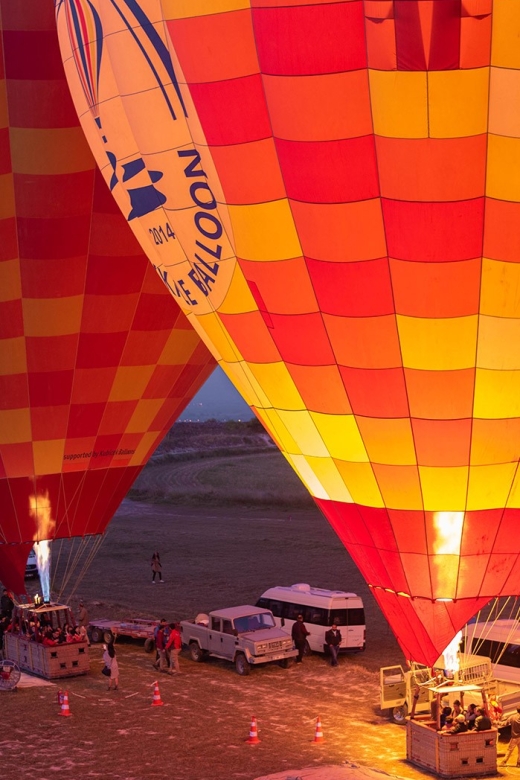 From Cesme: Pamukkale Tour With Hot Air Balloon Ride - Hot Air Balloon Experience