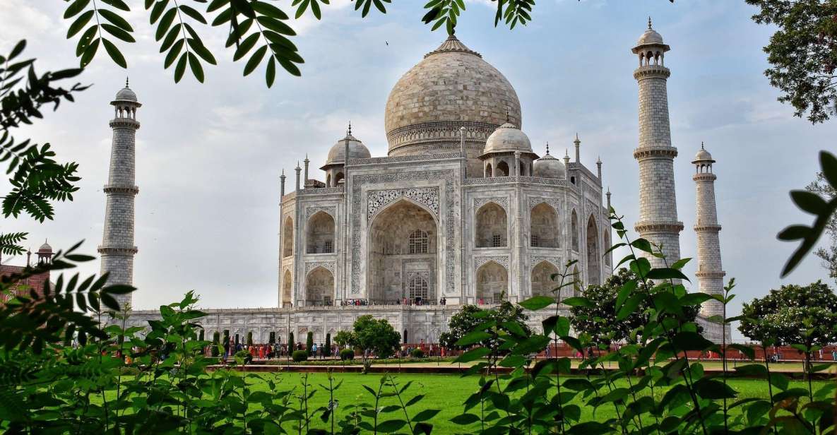 From Delhi: Private Taj Mahal and Fatehpur Sikri Fort By Car - Inclusions and Exclusions