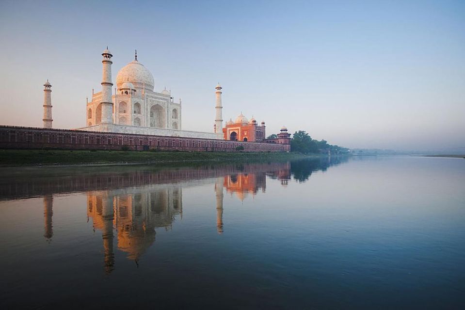 From Delhi: Taj Mahal and Agra Tour by Superfast Train - Daily Itinerary