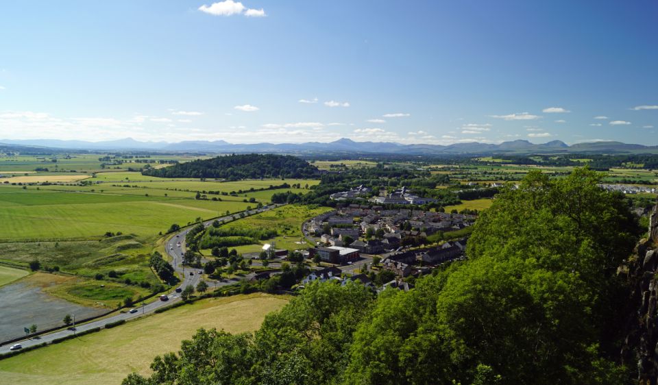 From Glasgow: Bannockburn & Stirling Castle Private Tour - Exploring Stirling Castle