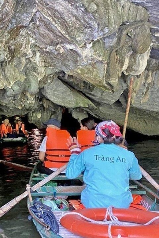 From Hanoi: Hoa Lu, Trang An, Mua Cave & Ninh Binh Day Trip - Exploring Hoa Lu Ancient Capital