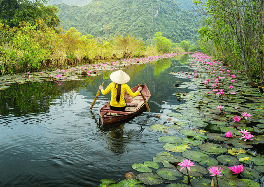 From Hanoi: Private Tour Incense Village & Perfume Pagoda - Boat Journey on Yen Stream