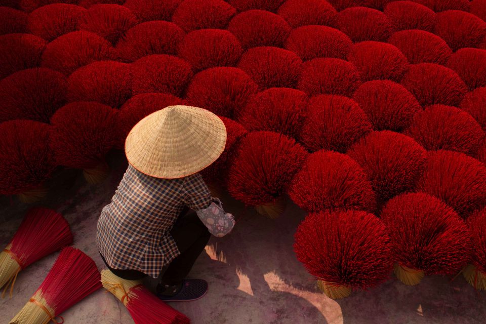 From Hanoi: Quang Phu Cau Incense Village Photo Walking Tour - Transportation Details