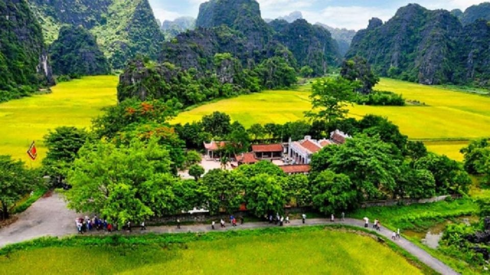 From Hanoi: Tam Coc - Hoa Lu & Mua Caves Full Day Tour - Pickup and Transportation