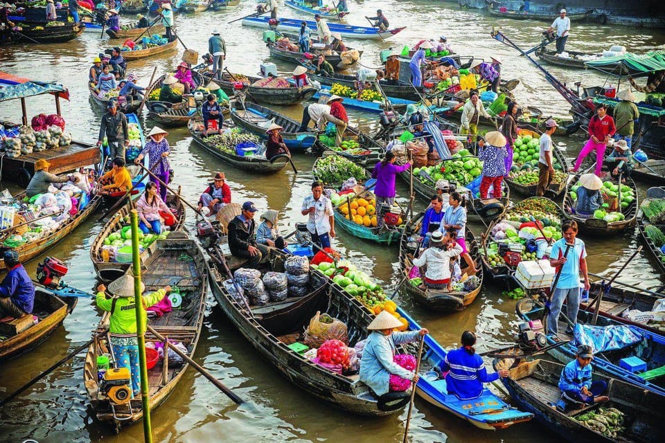 From HCM: Unveiling the Cai Rang Floating Market in Can Tho - Included Services