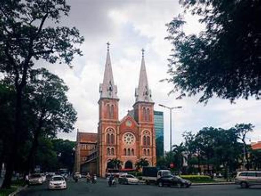 FROM HO CHI MINH: AFTERNOON SAIGON CITY TOUR HAFT DAY BY CAR - Inclusions and Transportation