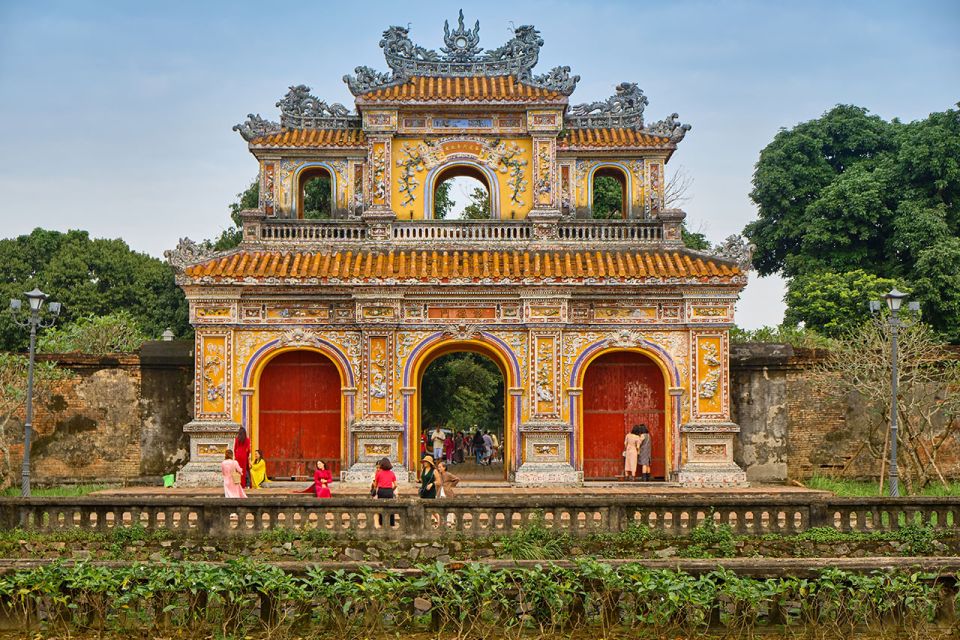 From Hue: Hue Imperial City and Dragon Boat Tour - Explore Hue Imperial City