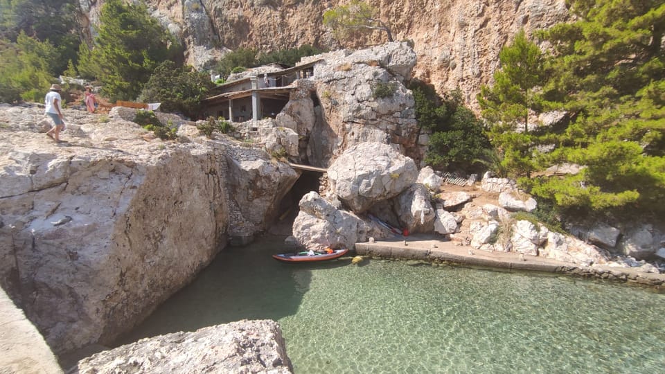 From Hvar: Red Rocks and Secret Caves Boat Tour - Exploring Hvar Island