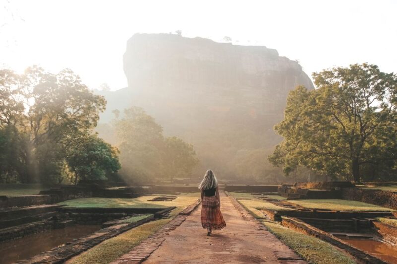 From Kandy: Sigiriya and Dambulla Day Trip - Dambulla Royal Cave Temple and Golden Temple