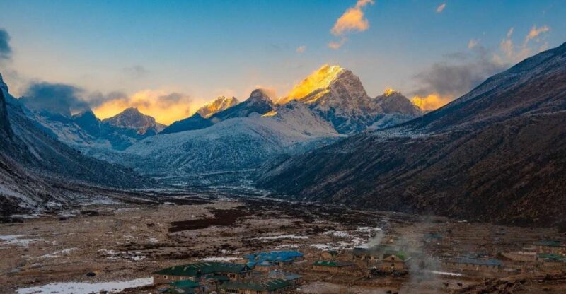 From Kathmandu: 19 Day Everest Base Camp & Kalapathar Trek - Inclusions and Services