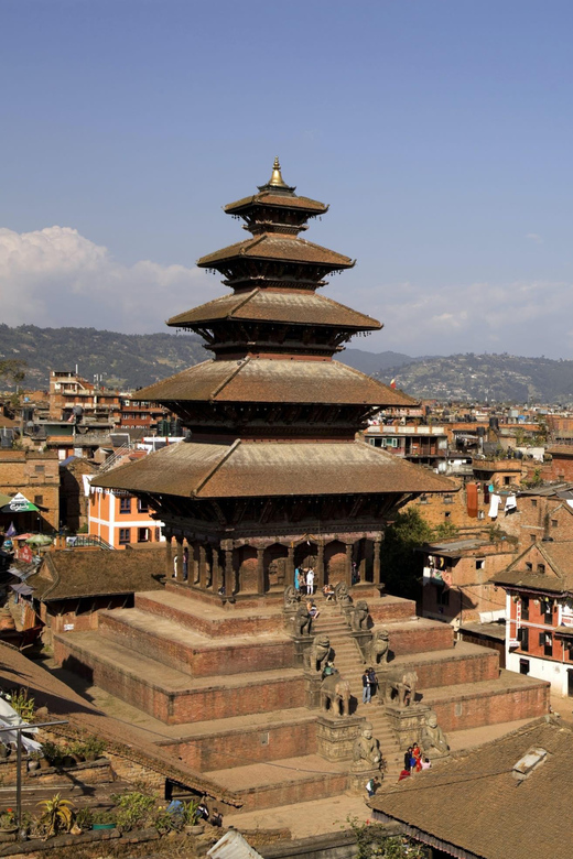 From Kathmandu: Nagarkot Sunrise & Bhaktpur Heritage Tour - Itinerary Highlights