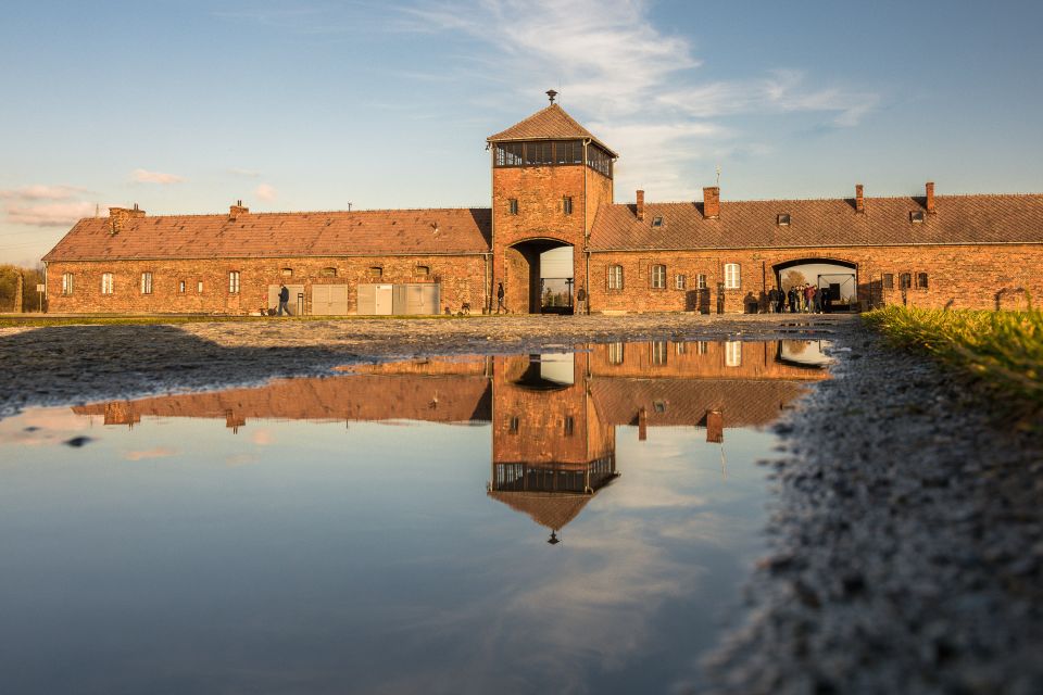 From Krakow: Auschwitz-Birkenau Tour With Transportation - Itinerary Highlights